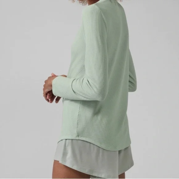 Athleta Wind Down Sleep Top Henley Long Sleeve Pajama Lounge Tee Green M - Picture 2 of 7